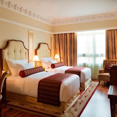Warwick Doha Hotel Exterior photo Deluxe room
