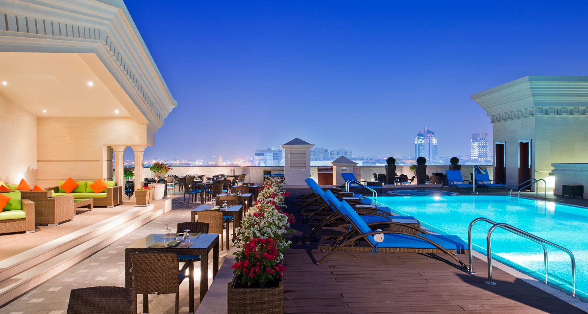 Warwick Doha Hotel Exterior photo The swimming pool at the hotel