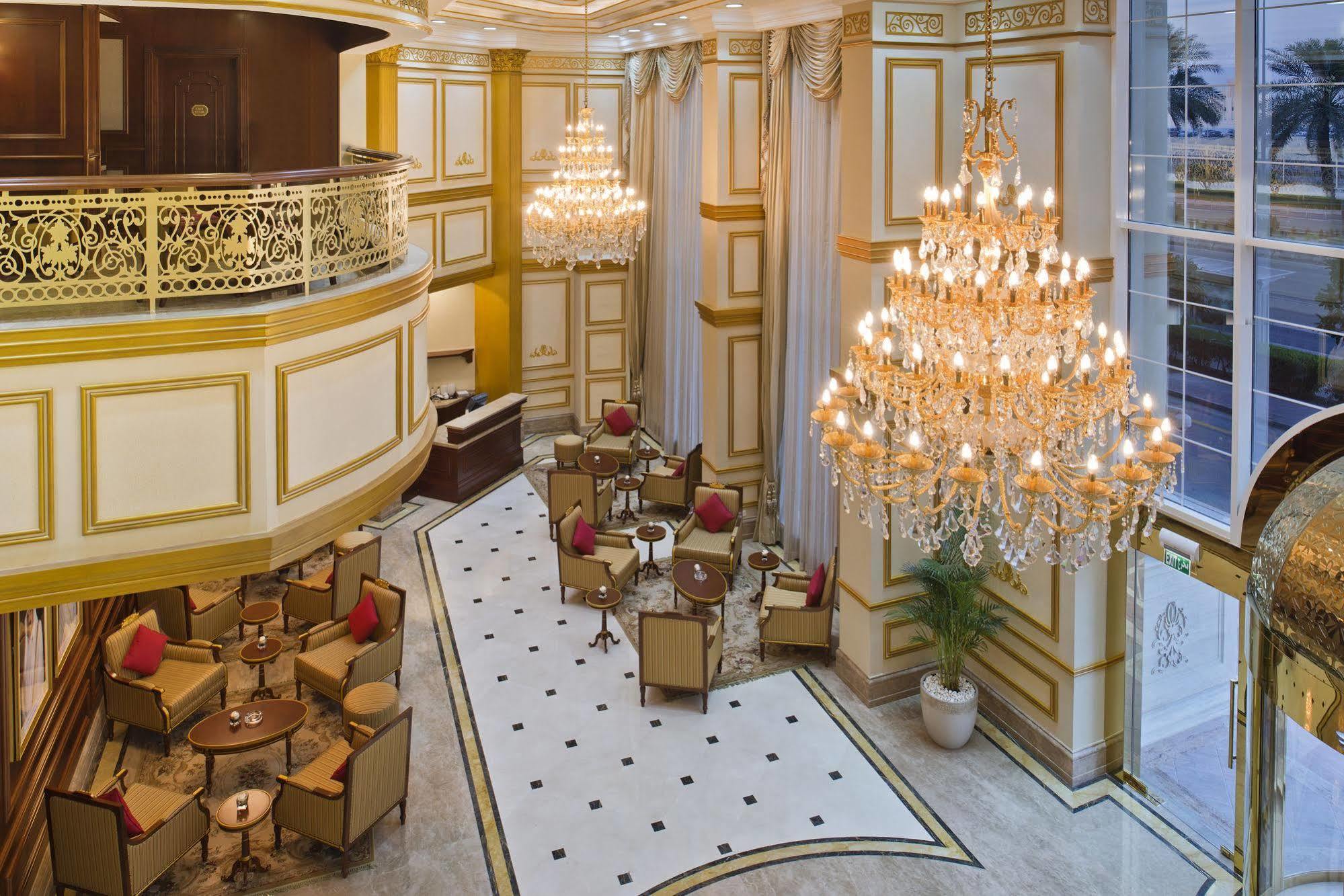 Warwick Doha Hotel Exterior photo Lobby