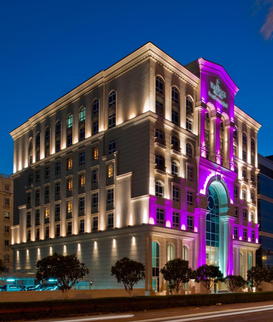 Warwick Doha Hotel Exterior photo
